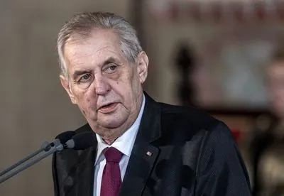 Президент Чехії закликав від'єднати Росію від SWIFT