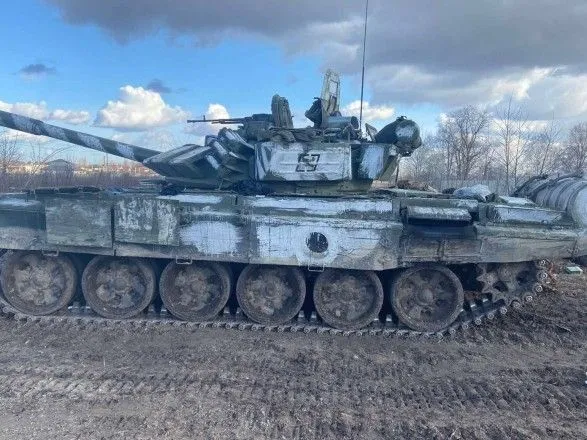 Украинские военные захватили несколько российских танков под Черниговом