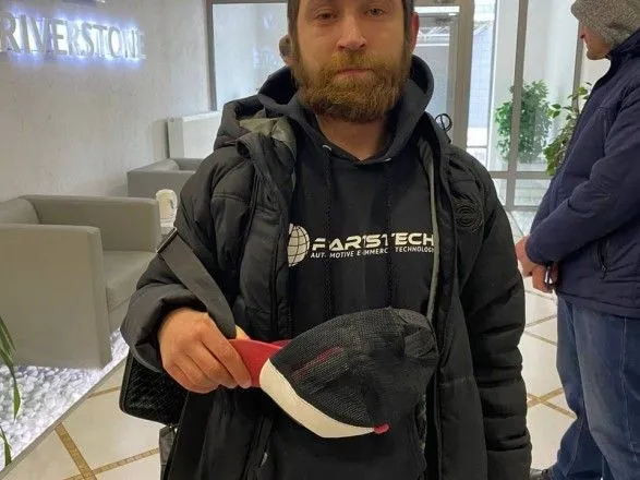Залишив рюкзак із вибухівкою: російський військовий готував теракт у ТЦ Києва, його затримали