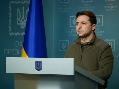 За пять дней вторжения по Украине нанесли 56 ракетных ударов: Зеленский настаивает на полном закрытии неба