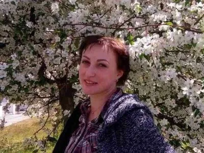 В Киевской области расстреляли машину врача, которая везла племянника в больницу. Женщина погибла