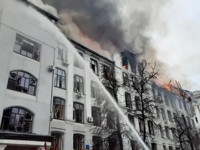 Вражеский обстрел СБУ и здания полиции в Харькове: погибли четыре полицейских из отряда спецназа