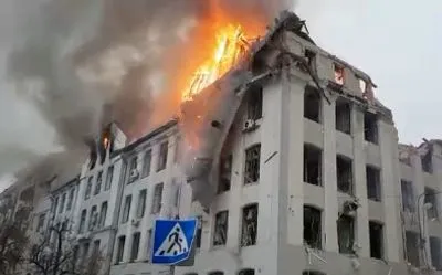 В Харькове оккупанты нанесли удар по зданию полиции