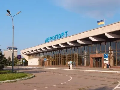 Під аеропортом у Херсоні українські військові розбили всю ворожу техніку
