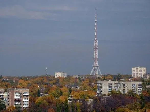 В Харькове оккупанты обстрелами повредили телебашню: трансляция приостановлена