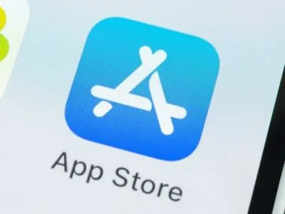 Компанія Apple зупинила роботу реклами в App Store для Росії