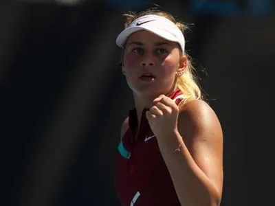 Тригодинний трилер: тенісистка Костюк обіграла ексукраїнку на старті "Прем'єру" в Індіан-Веллс