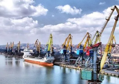Україна втратила зв'язок із портом Маріуполя