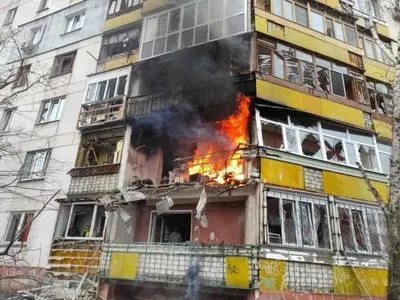 У трьох містах Луганської області окупанти обстрілами пошкодили близько 60 будівель