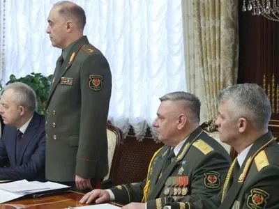 Беларусь проведет переброску войск на границу Украины: Генштаб РБ уверяет - это ротация