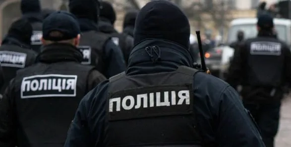 chetvero-politseyskikh-na-luganschini-zradili-ukrayini-yim-svitit-dovichne-genprokuror