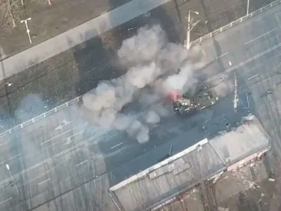 "Азов" в Мариуполе уничтожил танк оккупантов