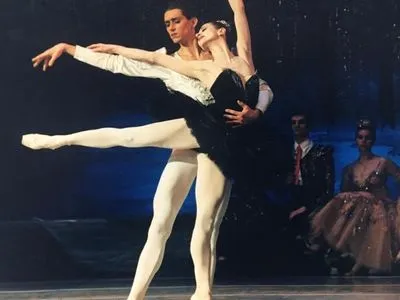 Попал под обстрел оккупантов и получил ранения: погиб солист балета Национальной оперы Украины Артем Дацишин
