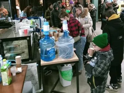 Около двух тысяч человек эвакуировались из Мариуполя в Запорожье в течение суток