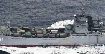 Российские корабли замечены в проливе возле Японии, могут перевозить войска в Украину - Kyodo