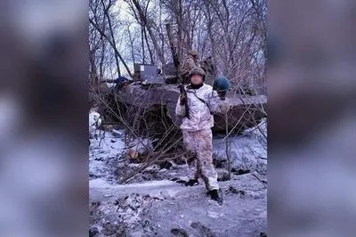 Гвардейцы захватили технику оккупантов в Луганской области. Командира тактической группы бежал с поля боя