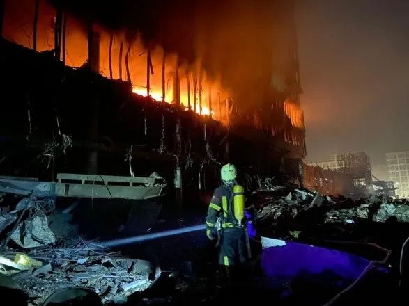 Внаслідок ворожого удару по Подільському району Києва загинуло 8 людей - Офіс Генпрокурора