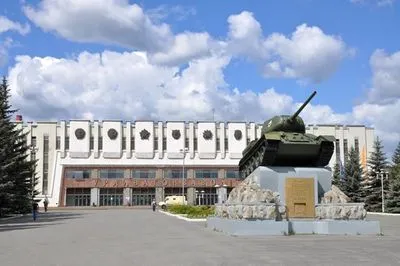 У росії зупинив роботу єдиний виробник танків “Уралвагонзавод”: бракує деталей