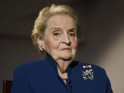 На 84-му році пішла з життя Мадлен Олбрайт, перша жінка-держсекретар США