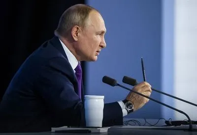 путин поручил принимать оплату за доставку российского газа в Европу в рублях
