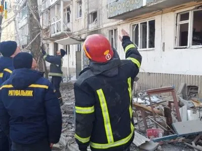 Оккупанты нанесли авиаудар по самому густонаселенному микрорайону Ахтырки: есть жертва