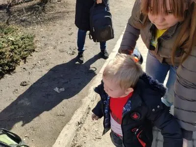 Из прифронтовых городов Донецкой области эвакуировали более 90 человек