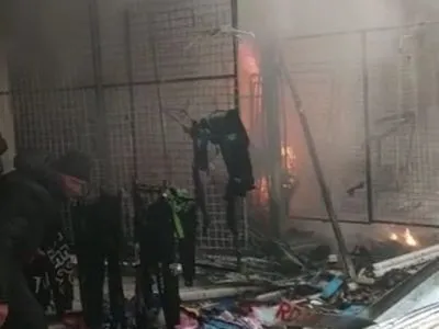 Оккупанты снова обстреляли рынок "Барабашово" в Харькове