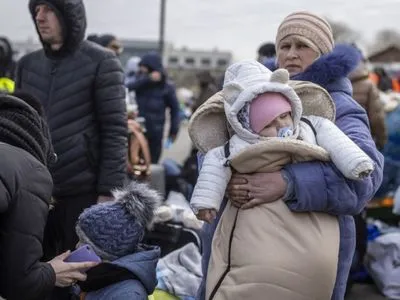 Более половины детей Украины покинули свои дома из-за войны-ЮНИСЕФ