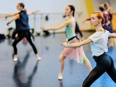 Украинские балерины нашли убежище в ведущей балетной труппе Берлина