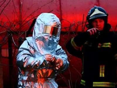 У Львові загасили пожежу на базі зберігання пального після ворожого ракетного удару