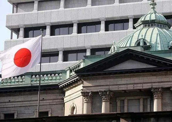 Три найбільших банки Японії в понеділок припинять доларові операції та грошові перекази зі Сбербанком