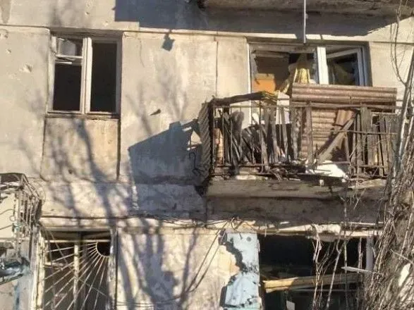 Окупанти обстріляли Сєвєродонецьк: зруйновано п’ять будинків, постраждало семеро осіб