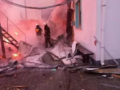 На Київщині через ворожий обстріл виникла пожежа на території церкви
