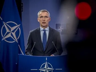 В НАТО заявили о "решающем" этапе войны в Украине