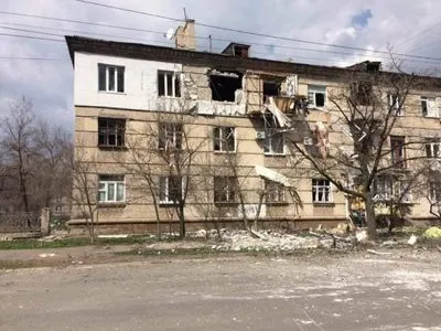Окупанти обстріляли центр надання гумдопомоги в Сєвєродонецьку: поранено 5 людей
