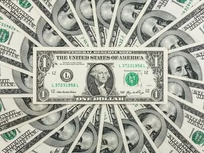 В Нацбанке заявили, что курс доллара "заморозили" до конца войны на уровне 29,25 грн/долл