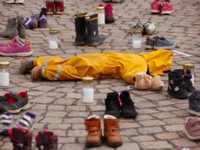 У Гельсінкі пройшла акція про загиблих у Маріуполі дітей
