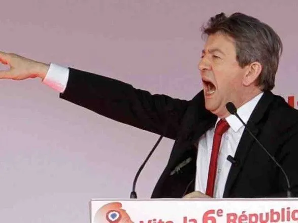 Вибори у Франції: Меланшон закликав не голосувати за Марін Ле Пен