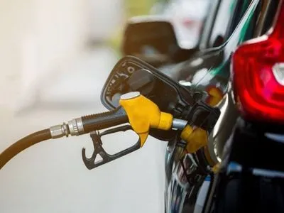 США дозволять продаж бензину з 15% вмістом етанолу для боротьби зі зростанням цін