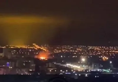 У російському Бєлгороді спалахнула пожежа, мер міста заявив, що загорівся очерет