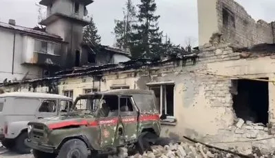 Оккупанты уничтожили пожарную часть в Пуще-Водице