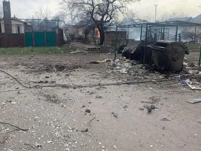 Луганская область: российские оккупанты уничтожили три дома в Золотом