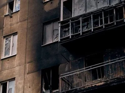 Российские оккупанты обстреляли Луганскую область, в Северодонецке загорелись четыре многоэтажки