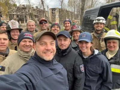 В Україну прибули перші іноземні рятувальники із США, Австралії та Німеччини