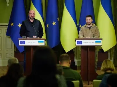 Зеленський обговорив із Мішелем рух України у європейській інтеграції