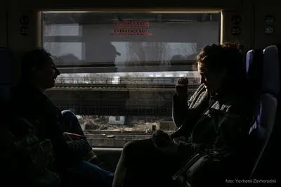 Украинцы возвращаются домой: спрос на билеты на поезда из-за рубежа растет