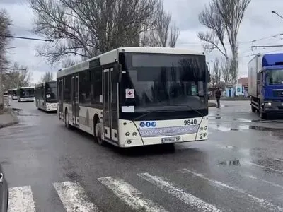 Четыре автобуса эвакуированных из Мариуполя уже на подконтрольной Украине территории - Бойченко