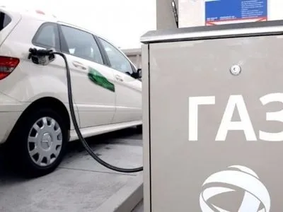 Експерт пояснив зростання цін на автомобільний газ: чи варто чекати зниження