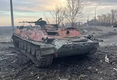 Боротьба за Маріуполь: від початку вторгенння “Азов” знищив понад тисячу окупантів та сотні одиниць техніки