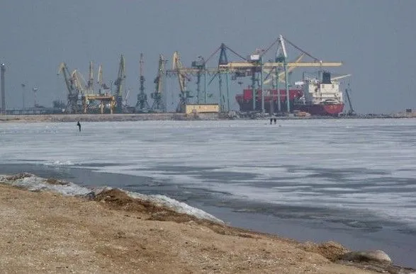 Мининфраструктуры Украины приказало временно закрыть морские порты Бердянска, Мариуполя, Скадовска и Херсона